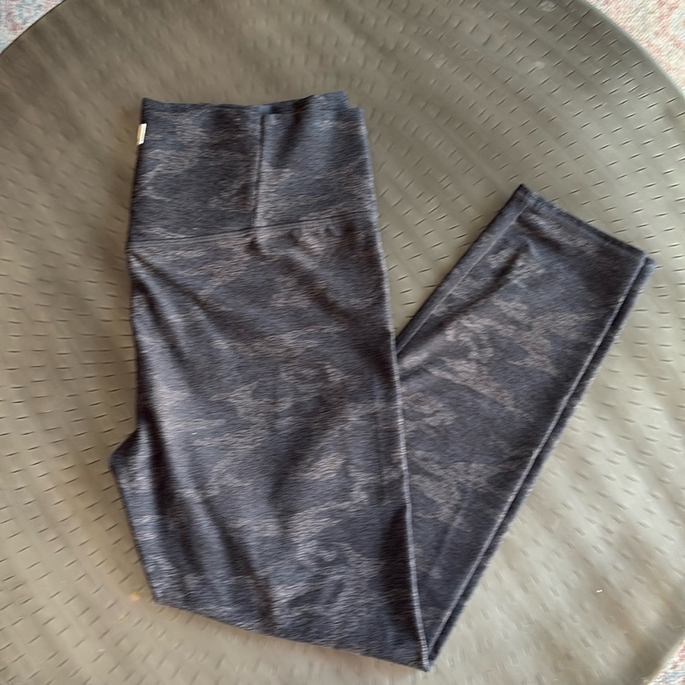 Vuori Camo Print Leggings